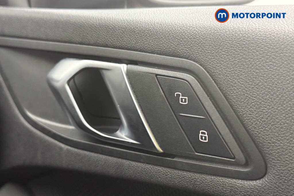 BMW 1 Series SE Automatic Petrol Hatchback - Stock Number (1582784) - 34th supplementary image