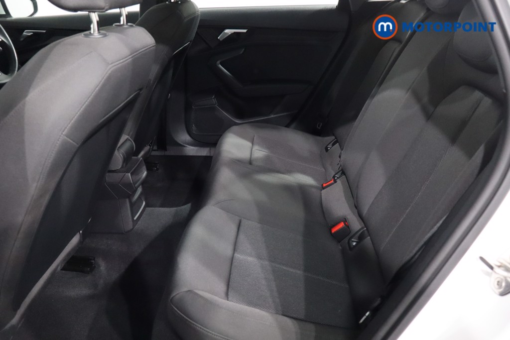 Audi A3 Technik Manual Petrol Hatchback - Stock Number (1582811) - 5th supplementary image