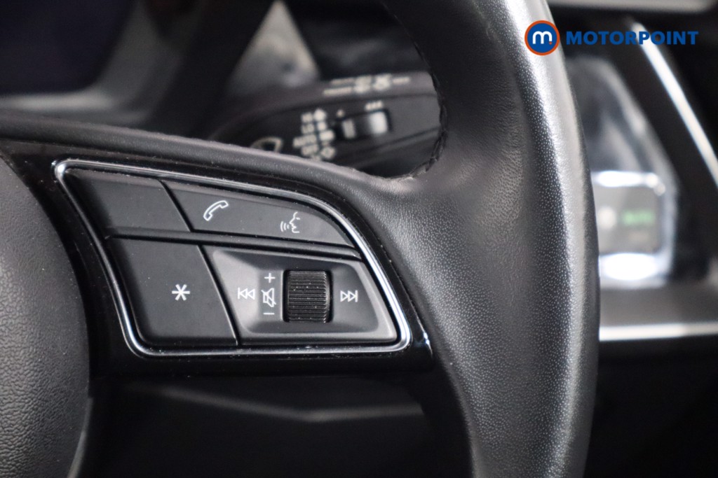 Audi A3 Technik Manual Petrol Hatchback - Stock Number (1582811) - 8th supplementary image