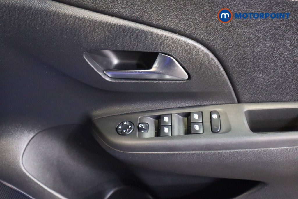 Vauxhall Corsa Elite Nav Premium Manual Petrol Hatchback - Stock Number (1582950) - 10th supplementary image