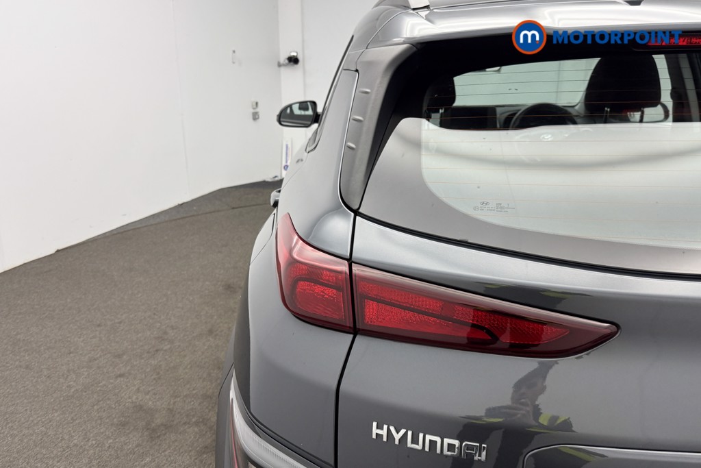 Hyundai Kona Se Connect Manual Petrol SUV - Stock Number (1583020) - 5th supplementary image