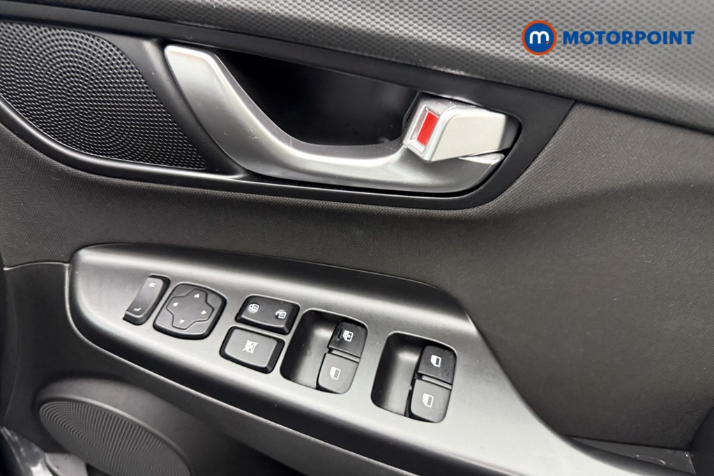 Hyundai Kona Se Connect Manual Petrol SUV - Stock Number (1583020) - 15th supplementary image