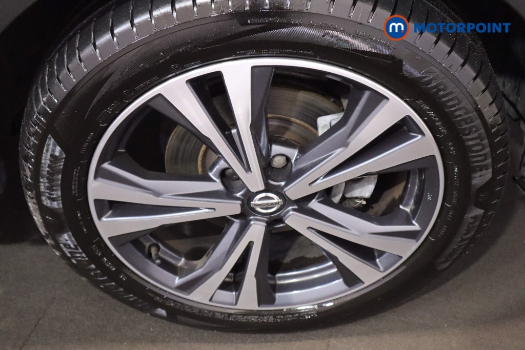 Nissan Qashqai N-Connecta Automatic Petrol SUV - Stock Number (1583191) - 25th supplementary image