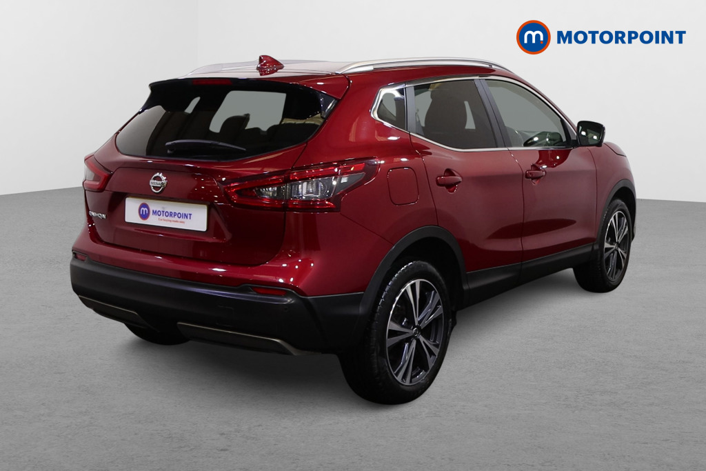 Nissan Qashqai N-Connecta Automatic Petrol SUV - Stock Number (1583191) - Drivers side rear corner