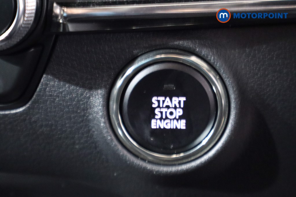 Mazda 3 Exclusive-Line Manual Petrol Hatchback - Stock Number (1583575) - 13th supplementary image