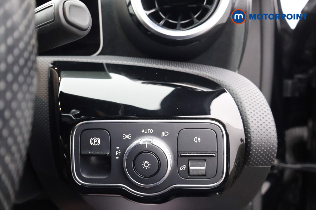 Mercedes-Benz A Class Amg Line Automatic Petrol Hatchback - Stock Number (1583685) - 7th supplementary image