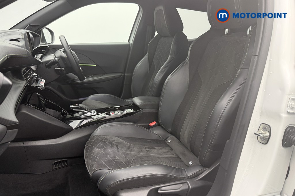Peugeot 2008 Gt Premium Automatic Electric SUV - Stock Number (1584377) - 15th supplementary image