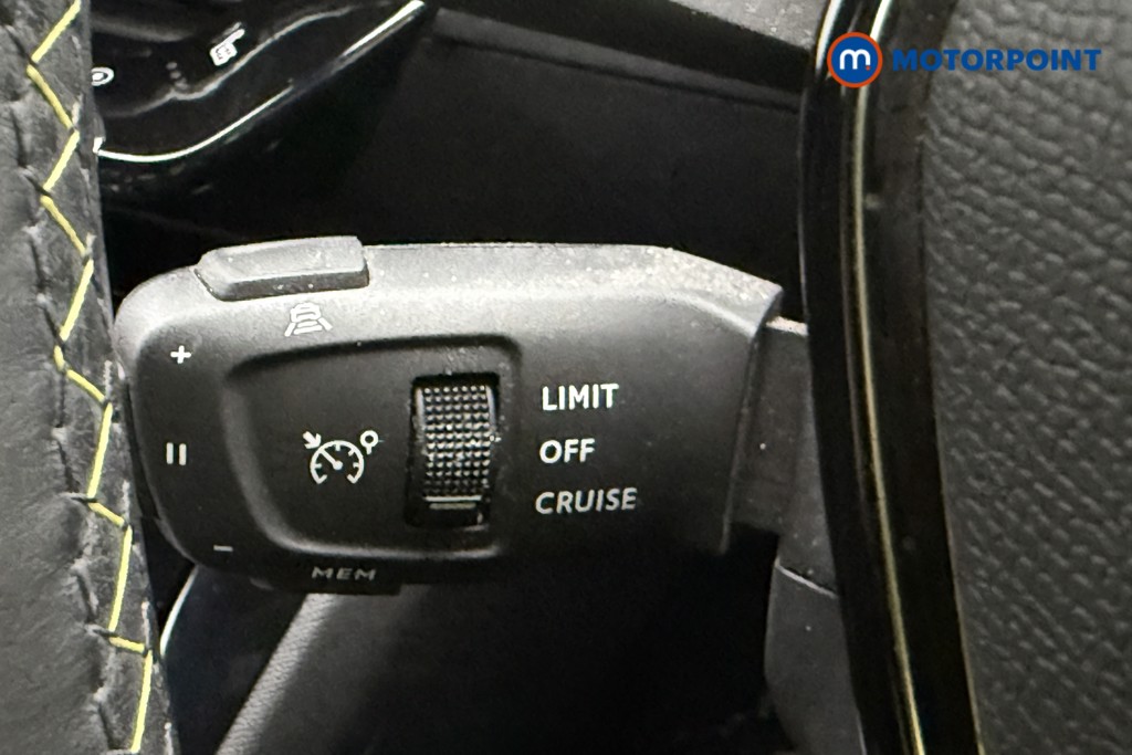 Peugeot 2008 Gt Premium Automatic Electric SUV - Stock Number (1584377) - 37th supplementary image
