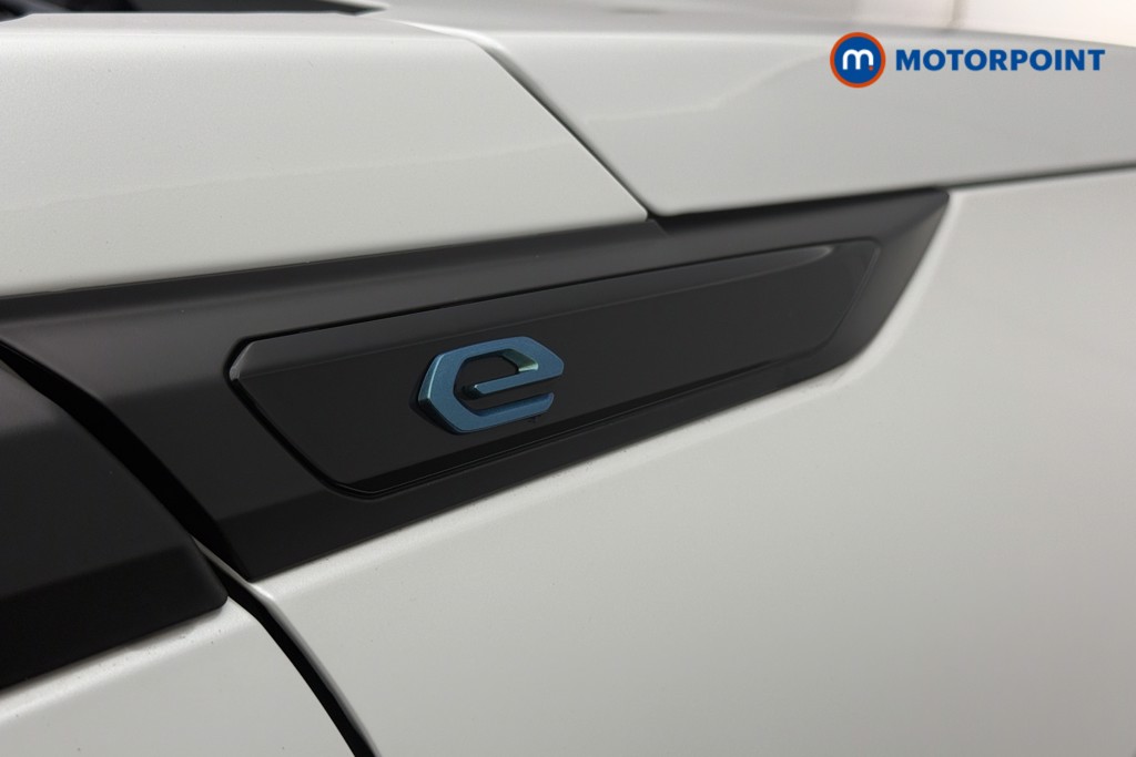 Peugeot 2008 Gt Premium Automatic Electric SUV - Stock Number (1584377) - 39th supplementary image
