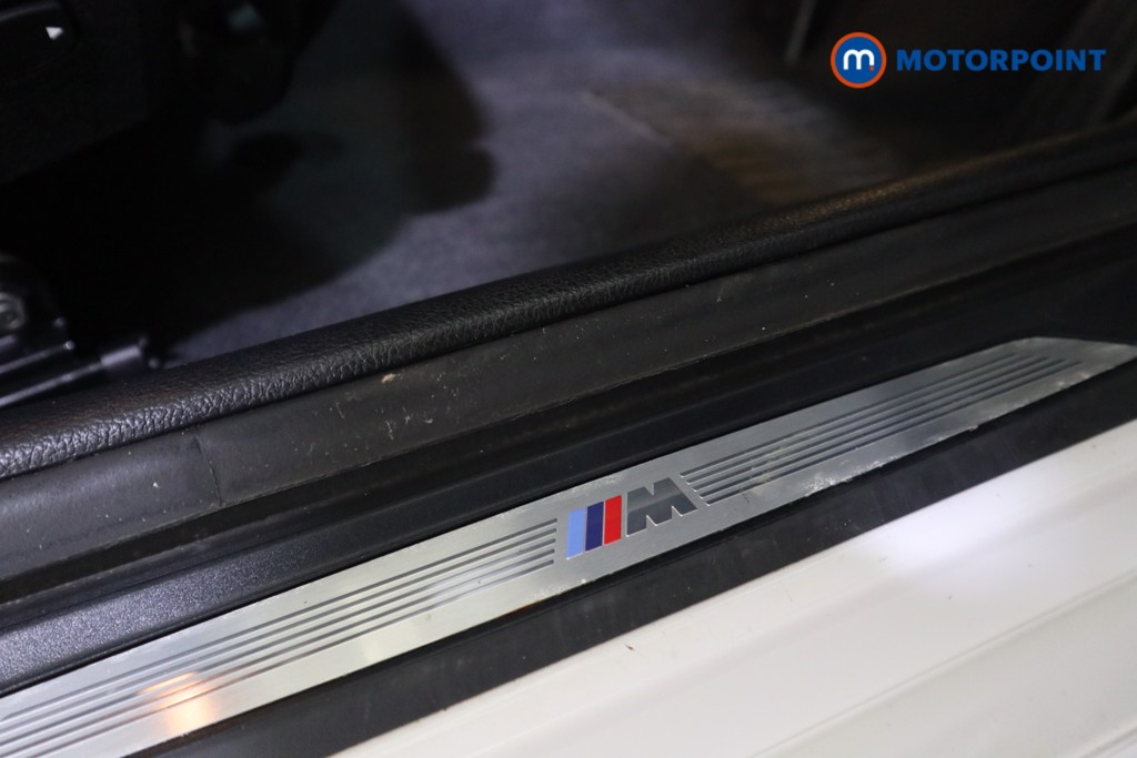 BMW 1 Series M Sport Manual Petrol Hatchback - Stock Number (1584996) - 16th supplementary image