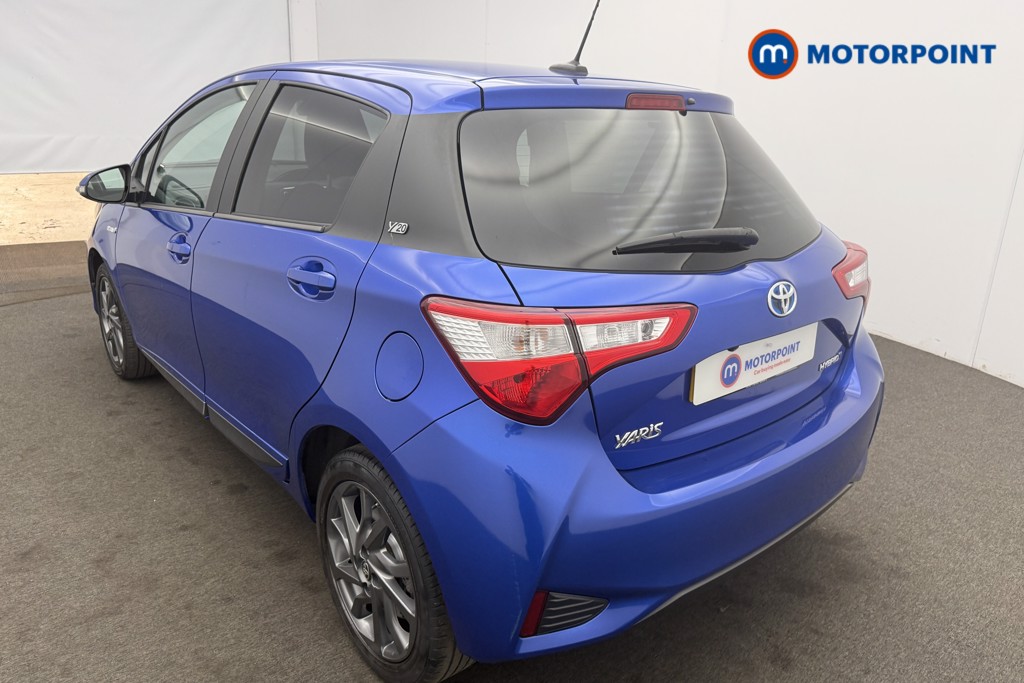 Toyota Yaris Y20 Automatic Petrol-Electric Hybrid Hatchback - Stock Number (1585688) - 5th supplementary image