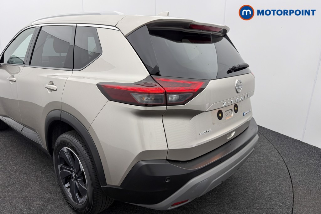 Nissan X-Trail N-Connecta Automatic Petrol-Electric Hybrid SUV - Stock Number (1586552) - 33rd supplementary image