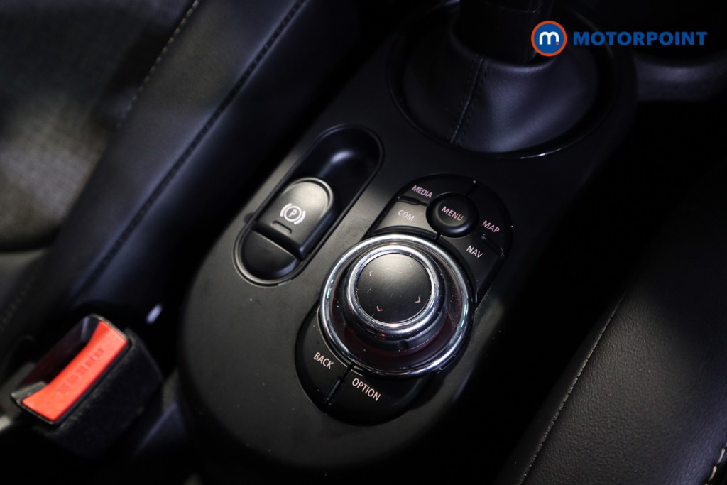 Mini Hatchback Cooper S Level 2 Automatic Electric Hatchback - Stock Number (1586809) - 9th supplementary image