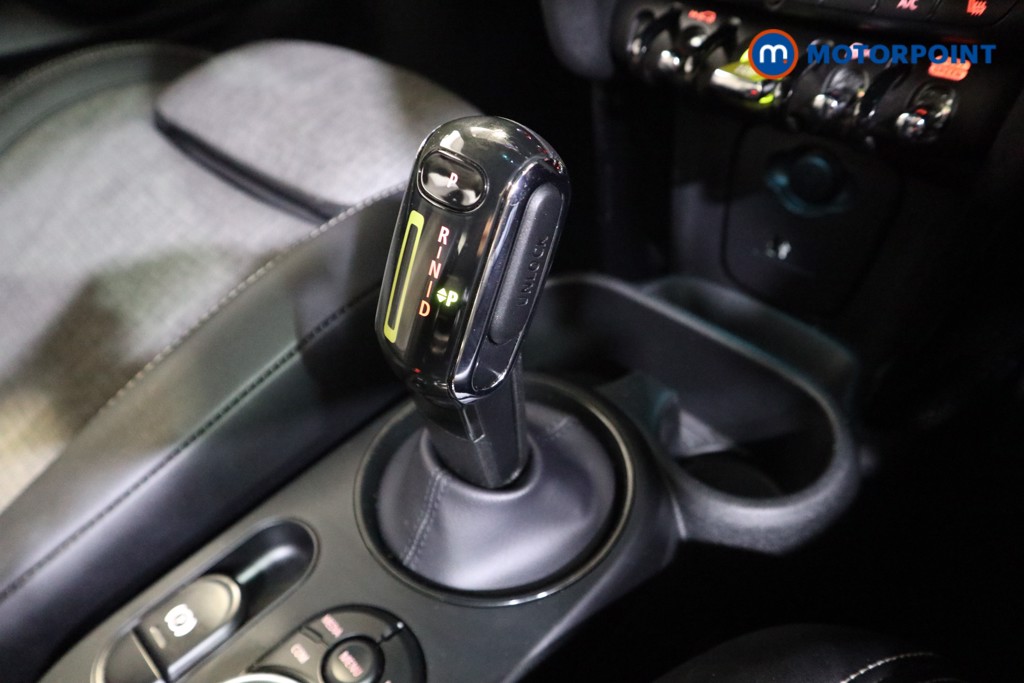 Mini Hatchback Cooper S Level 2 Automatic Electric Hatchback - Stock Number (1586809) - 10th supplementary image