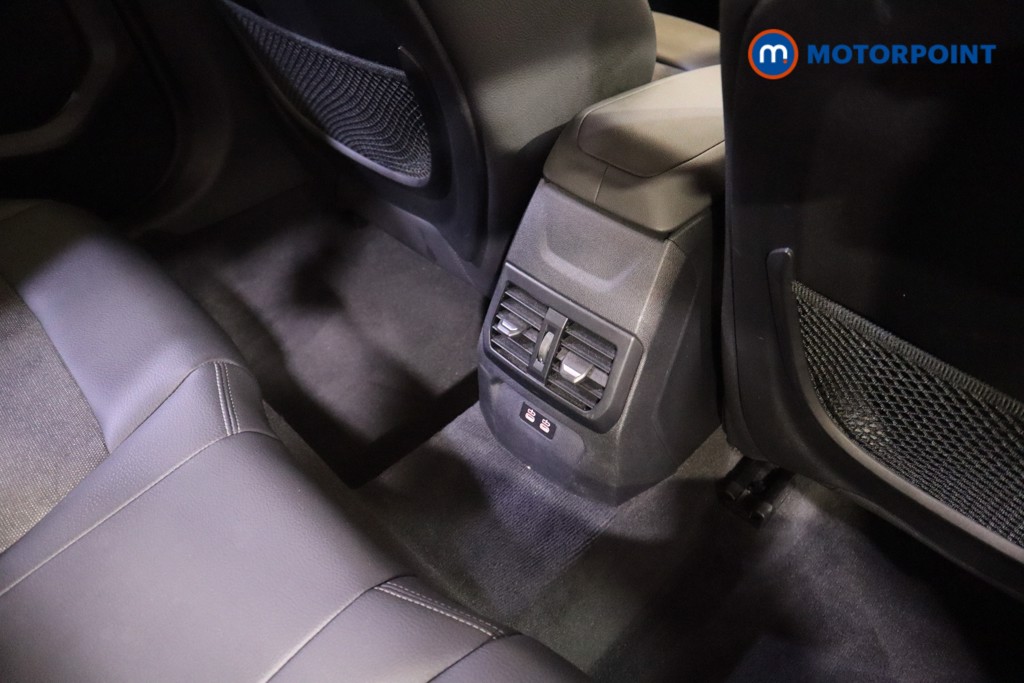 BMW 1 Series Sport Automatic Petrol Hatchback - Stock Number (1586867) - 20th supplementary image