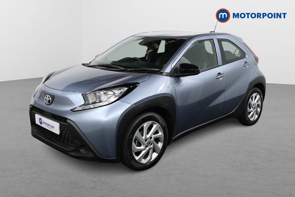 Toyota Aygo X Pure Manual Petrol Hatchback - Stock Number (1586919) - Passenger side front corner