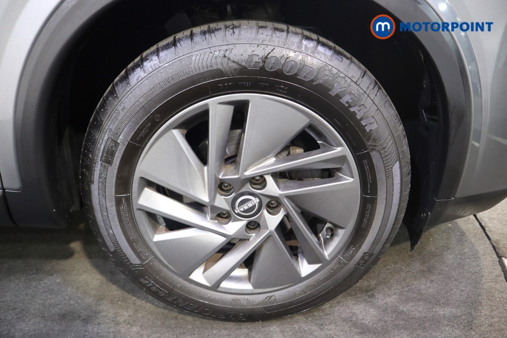 Nissan Qashqai Acenta Premium Manual Petrol SUV - Stock Number (1586963) - 19th supplementary image