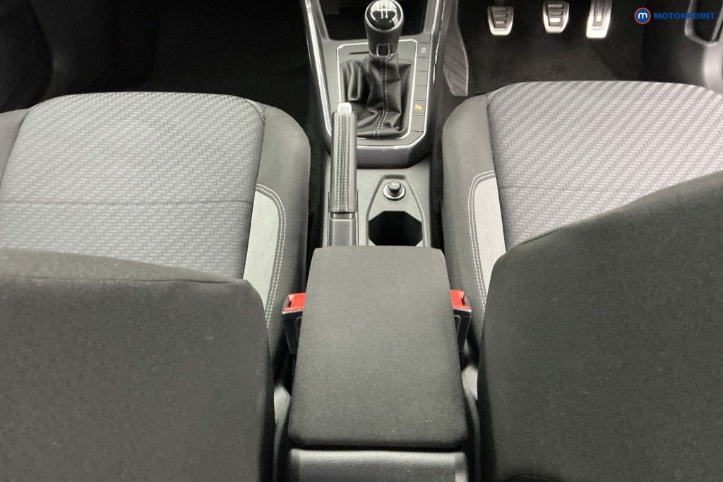 Volkswagen Polo R-Line Manual Petrol Hatchback - Stock Number (1587093) - 11th supplementary image