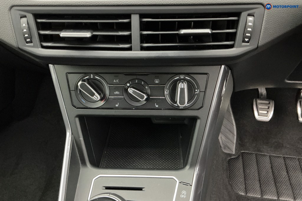 Volkswagen Polo R-Line Manual Petrol Hatchback - Stock Number (1587093) - 16th supplementary image