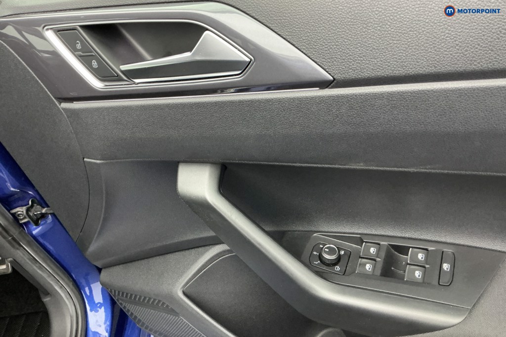 Volkswagen Polo R-Line Manual Petrol Hatchback - Stock Number (1587093) - 22nd supplementary image