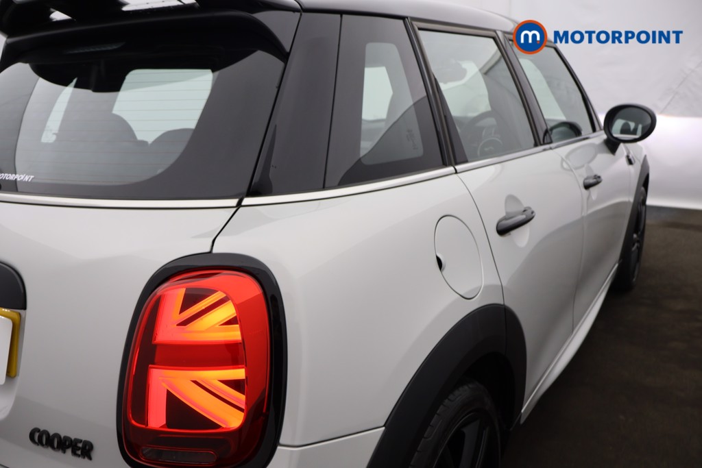 Mini Hatchback Cooper Sport Manual Petrol Hatchback - Stock Number (1587348) - 26th supplementary image