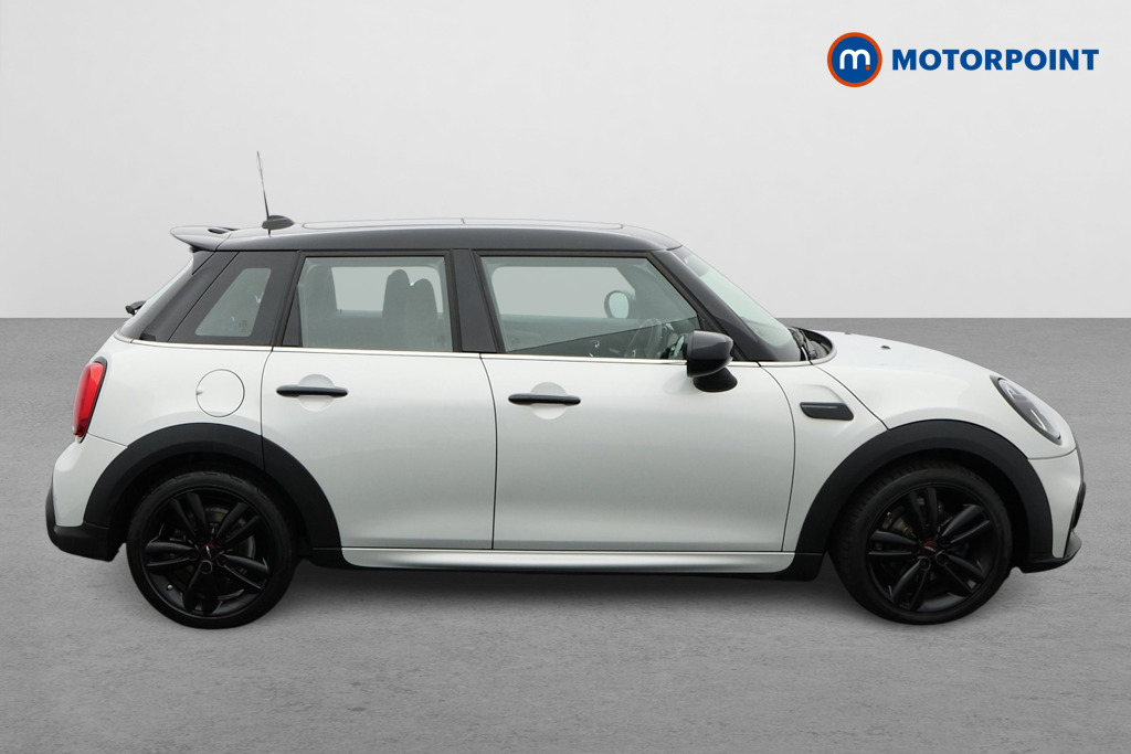 Mini Hatchback Cooper Sport Manual Petrol Hatchback - Stock Number (1587348) - Drivers side
