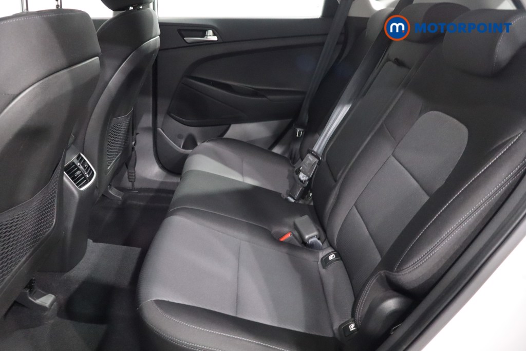 Hyundai Tucson S Connect Manual Petrol SUV - Stock Number (1587765) - 5th supplementary image