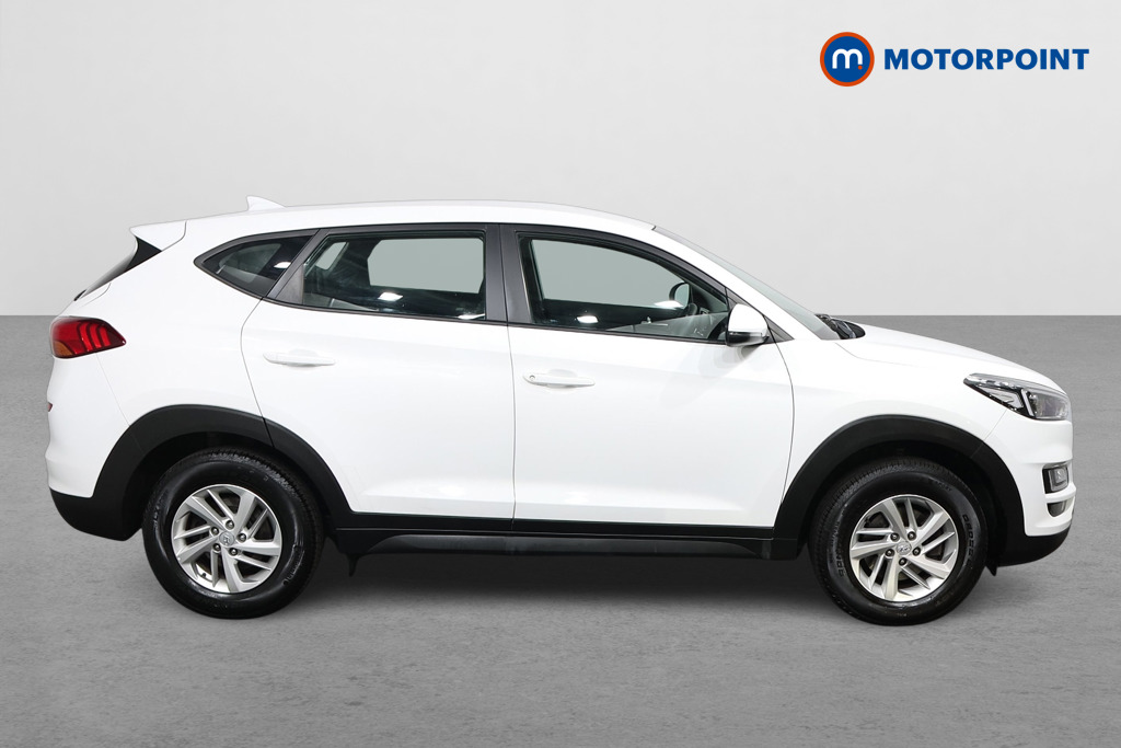 Hyundai Tucson S Connect Manual Petrol SUV - Stock Number (1587765) - Drivers side