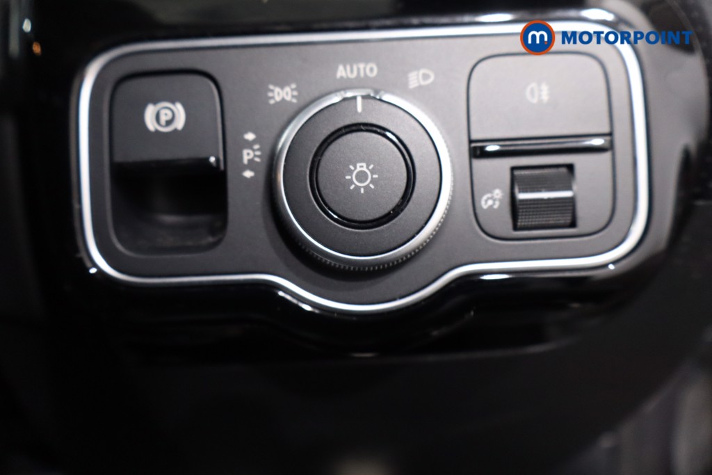 Mercedes-Benz CLA Amg Line Automatic Petrol Coupe - Stock Number (1587788) - 21st supplementary image