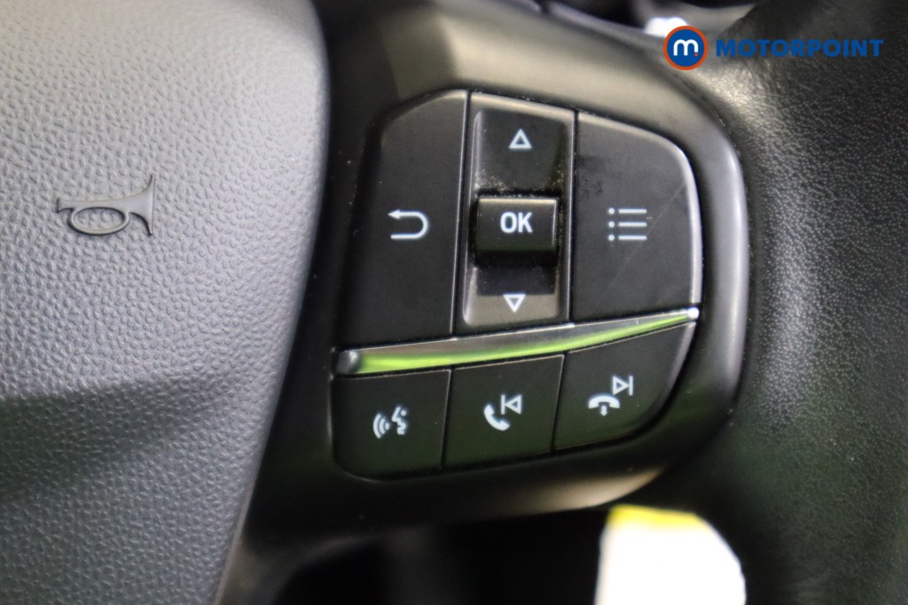 Ford Fiesta Zetec Manual Petrol Hatchback - Stock Number (1588028) - 9th supplementary image