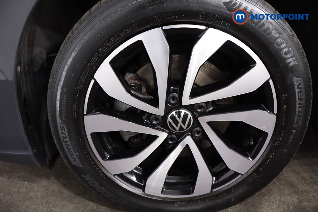Volkswagen Golf Active Automatic Petrol Hatchback - Stock Number (1588265) - 11th supplementary image