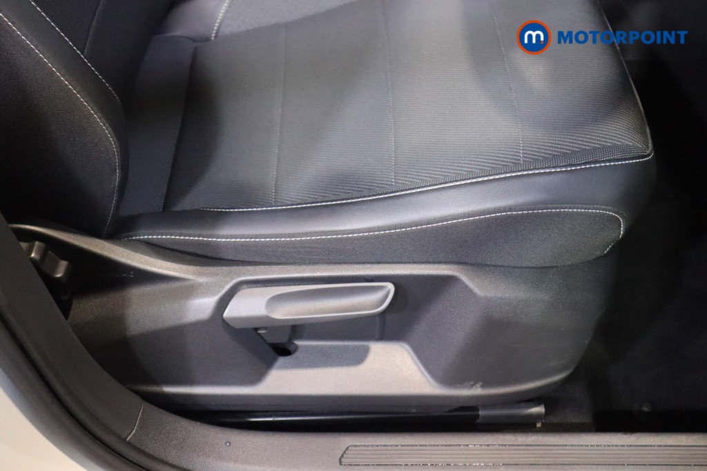 Volkswagen T-Cross Black Edition Manual Petrol SUV - Stock Number (1588345) - 15th supplementary image