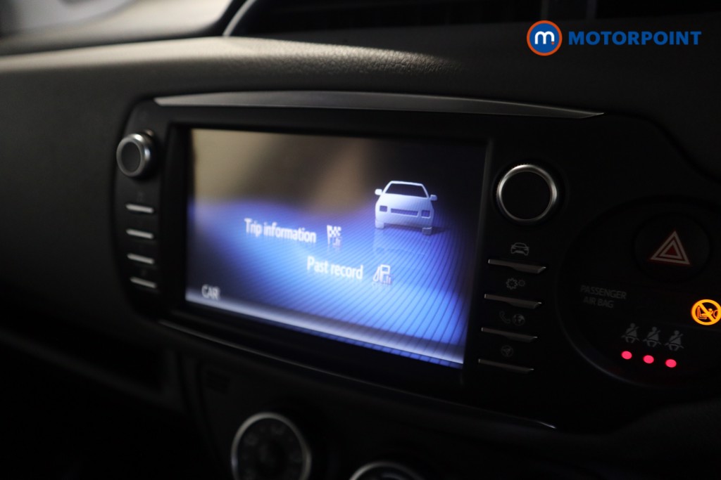 Toyota Yaris Icon Tech Manual Petrol Hatchback - Stock Number (1588389) - 6th supplementary image