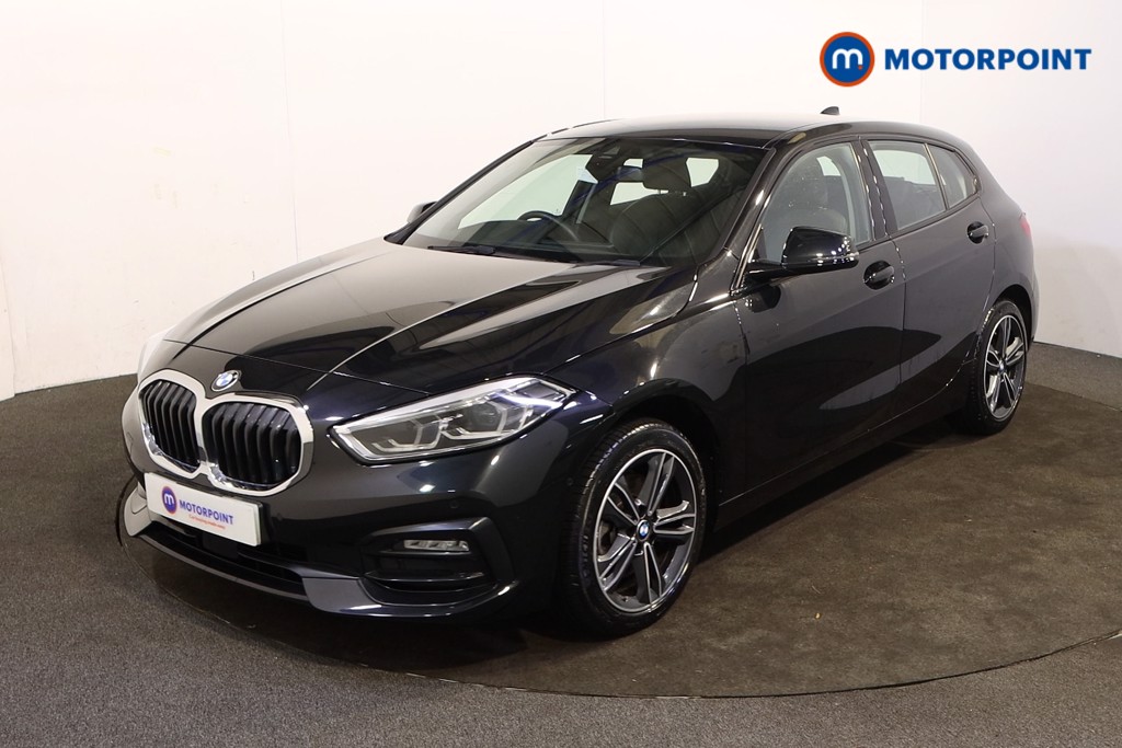 BMW 1 Series Sport Automatic Diesel Hatchback - Stock Number (1588550) - Passenger side front corner