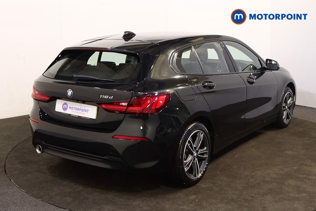 BMW 1 Series Sport Automatic Diesel Hatchback - Stock Number (1588550) - Drivers side rear corner