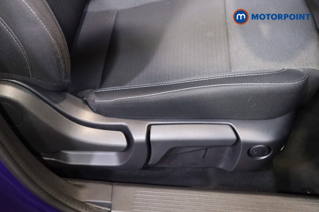 Nissan Qashqai N-Connecta Automatic Petrol SUV - Stock Number (1588756) - 16th supplementary image