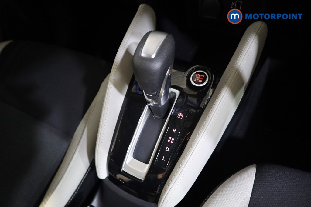 Nissan Micra Tekna Automatic Petrol Hatchback - Stock Number (1588787) - 10th supplementary image
