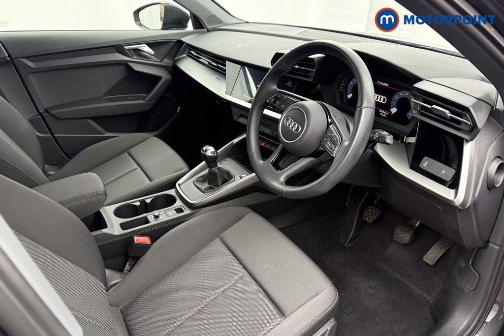 Audi A3 Technik Manual Petrol Hatchback - Stock Number (1588880) - 1st supplementary image