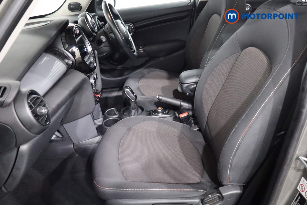 Mini Hatchback Cooper Classic Automatic Petrol Hatchback - Stock Number (1588892) - 4th supplementary image