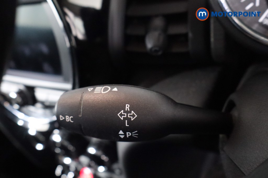 Mini Hatchback Cooper Classic Automatic Petrol Hatchback - Stock Number (1588892) - 19th supplementary image