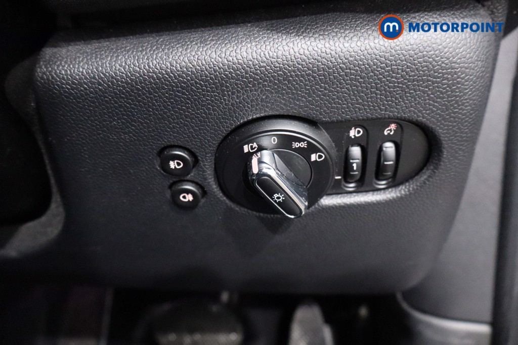Mini Hatchback Cooper Classic Automatic Petrol Hatchback - Stock Number (1588892) - 20th supplementary image