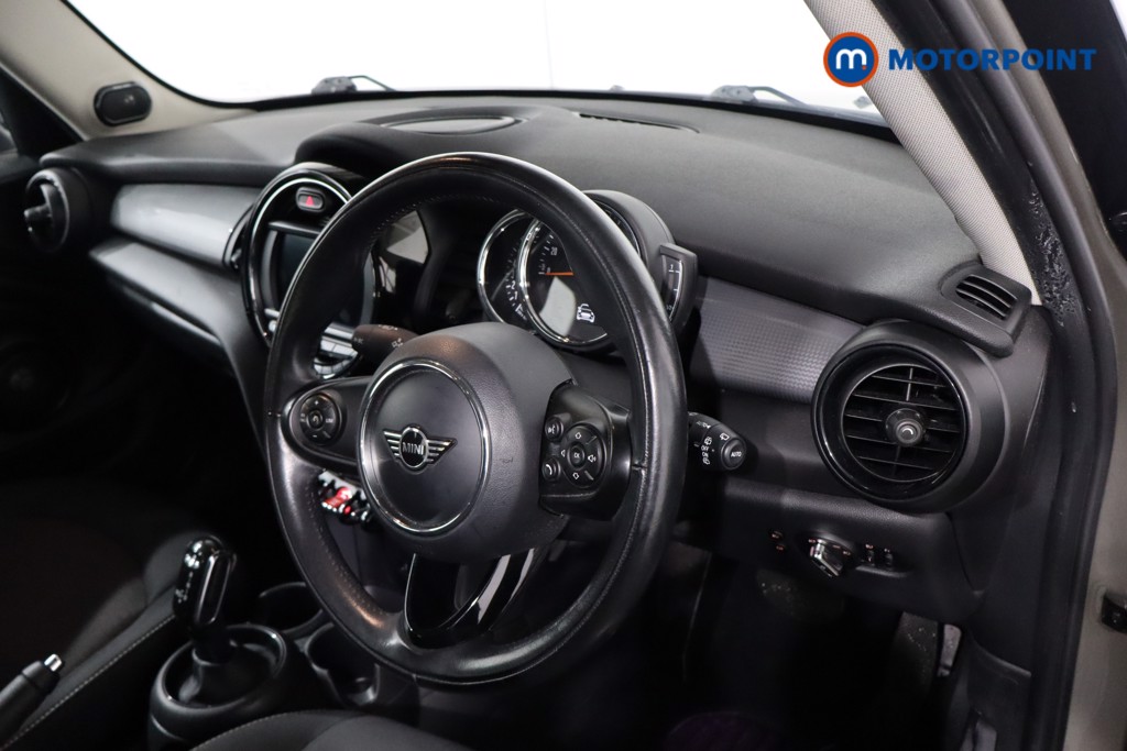 Mini Hatchback Cooper Classic Automatic Petrol Hatchback - Stock Number (1588892) - 24th supplementary image