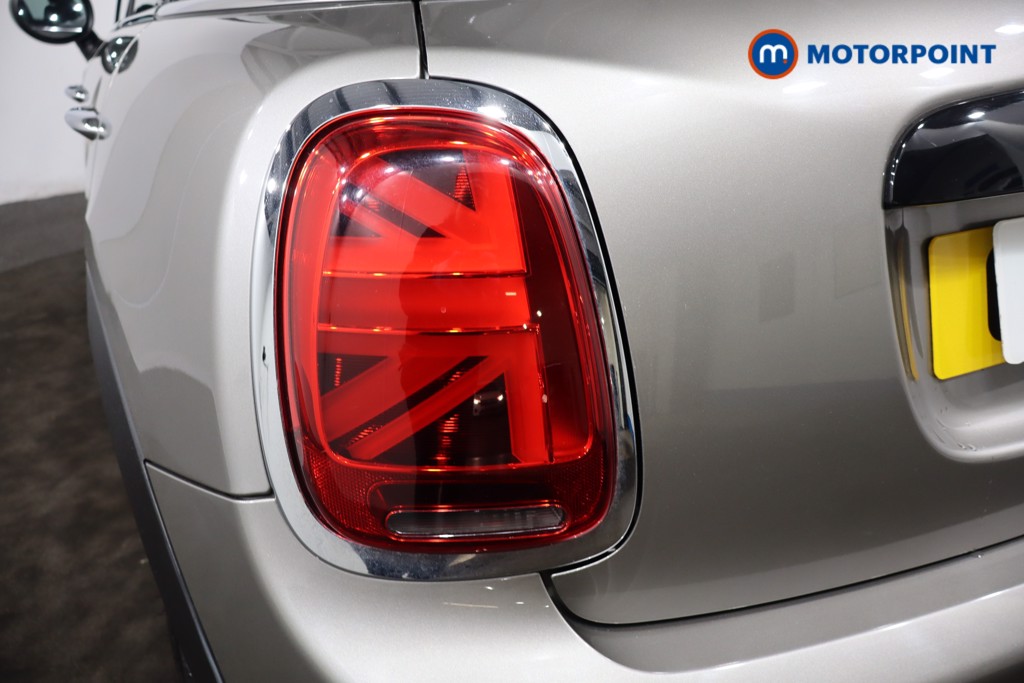 Mini Hatchback Cooper Classic Automatic Petrol Hatchback - Stock Number (1588892) - 34th supplementary image