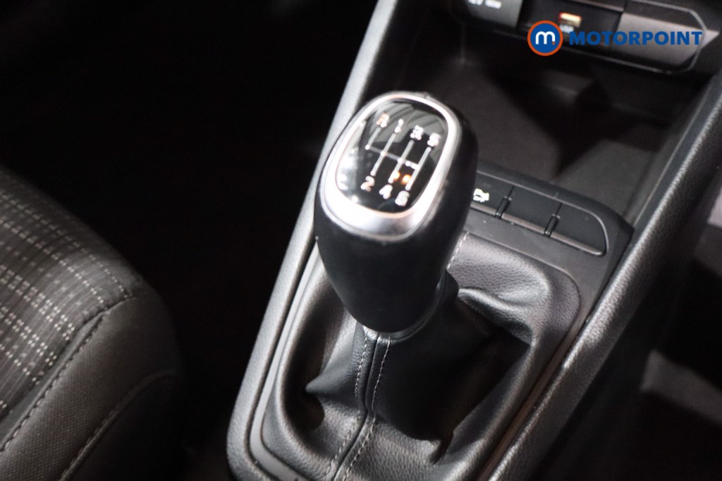 KIA Stonic 2 Manual Petrol SUV - Stock Number (1589014) - 14th supplementary image