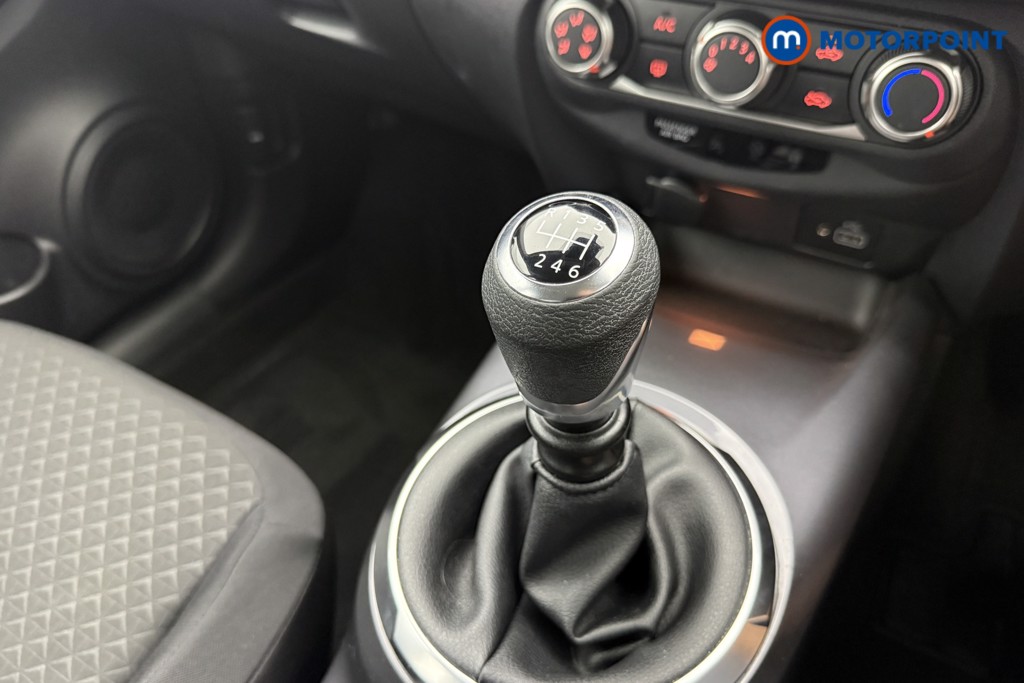 Nissan Juke Acenta Manual Petrol SUV - Stock Number (1589071) - 9th supplementary image