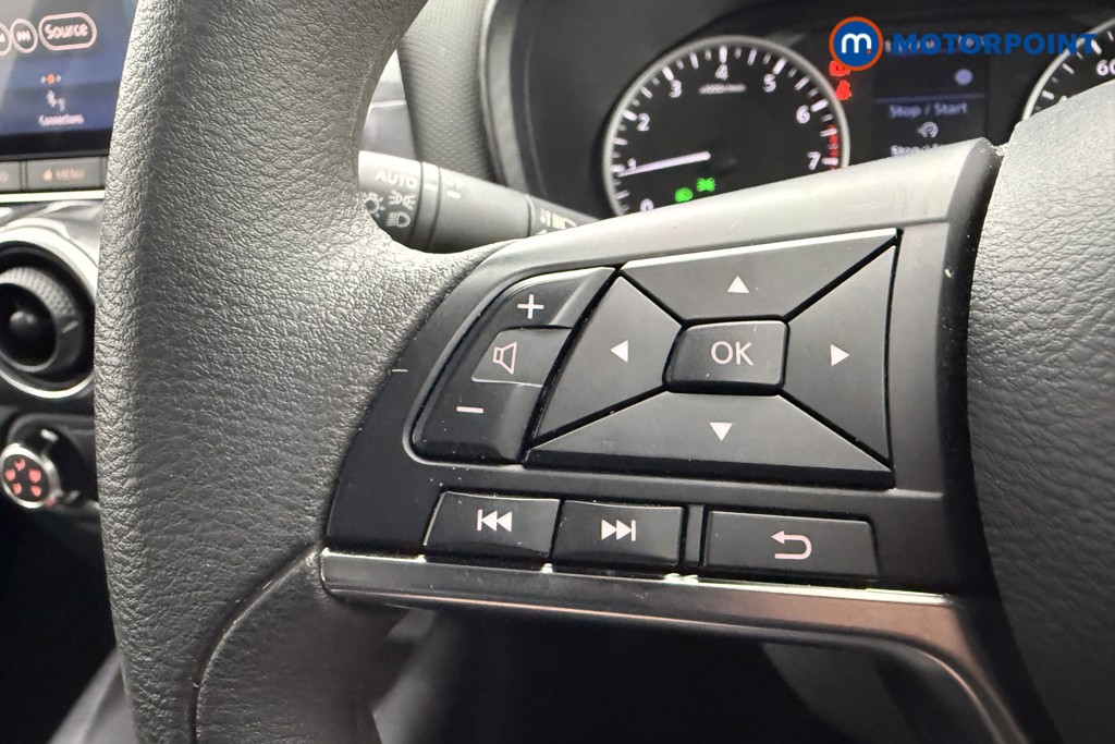 Nissan Juke Acenta Manual Petrol SUV - Stock Number (1589071) - 10th supplementary image