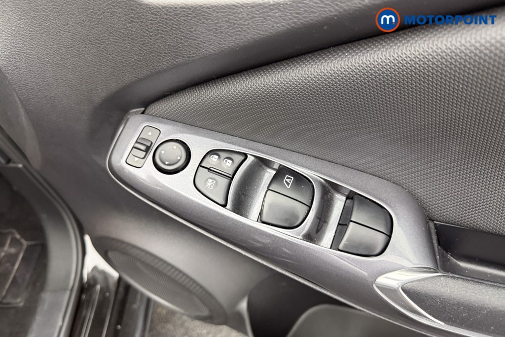 Nissan Juke Acenta Manual Petrol SUV - Stock Number (1589071) - 12th supplementary image