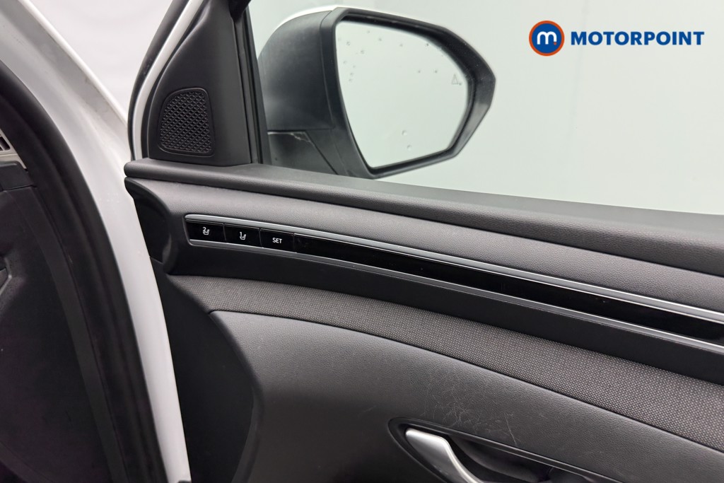 Hyundai Tucson Ultimate Automatic Petrol-Electric Hybrid SUV - Stock Number (1589213) - 16th supplementary image