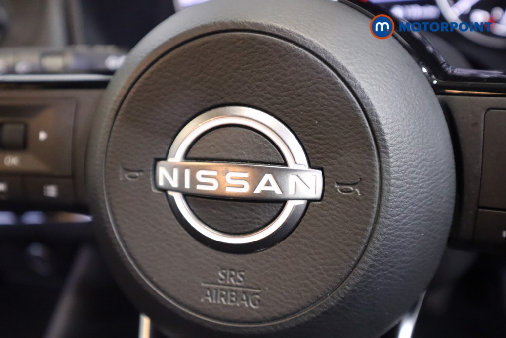 Nissan Qashqai Acenta Premium Manual Petrol SUV - Stock Number (1589442) - 13th supplementary image