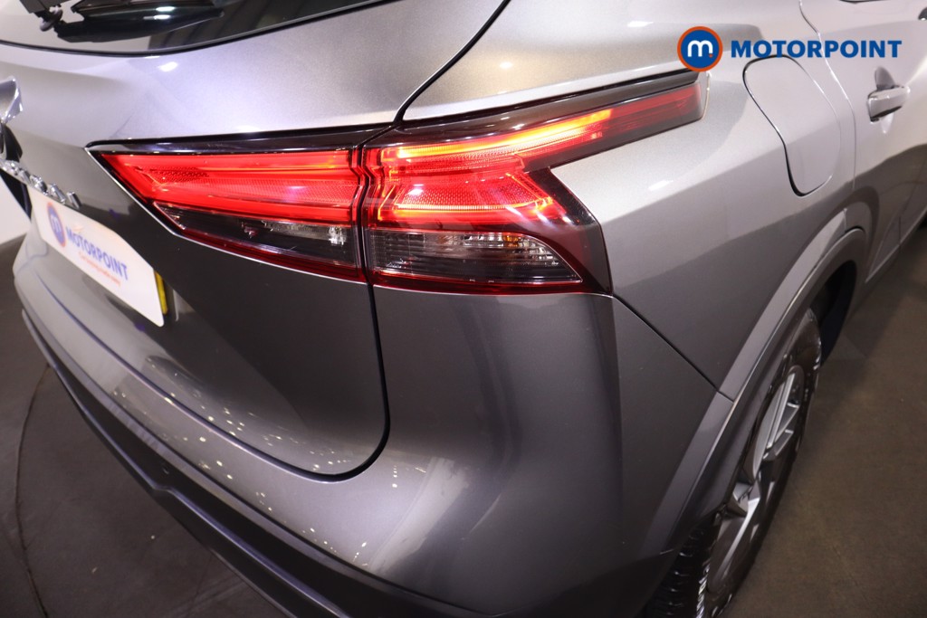 Nissan Qashqai Acenta Premium Manual Petrol SUV - Stock Number (1589442) - 25th supplementary image